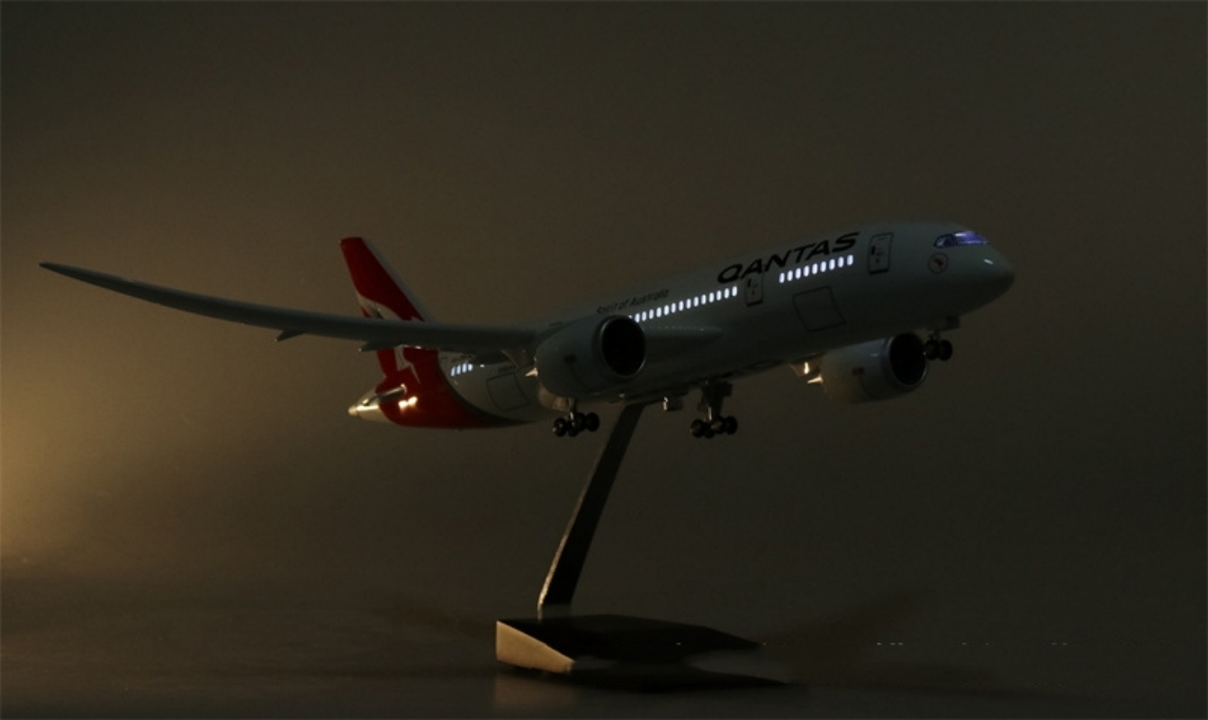 Modello di aereo B787 in scala - Decor Lighting Australia recensione e prezzo