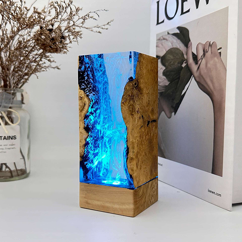 Lampada da Tavolo in Resina a  - Wedding Lighting And Decor recensione e prezzo