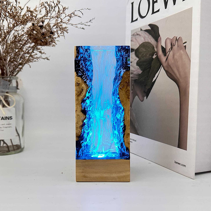Lampada da Tavolo in Resina a  - Wedding Lighting And Decor recensione e prezzo